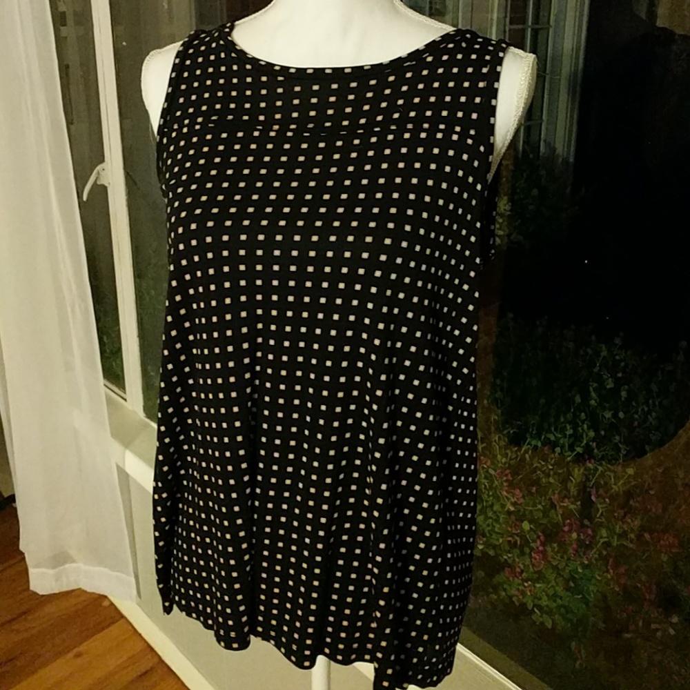 Never worn! Loft blouse.